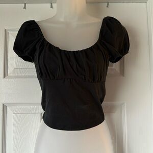 Black Hollister Puff Sleeve Crop Top
